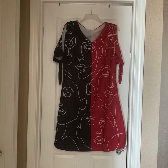 Dress - Picture 2 of 3